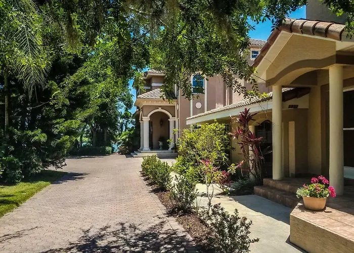 Beautiful Property On Siesta Key