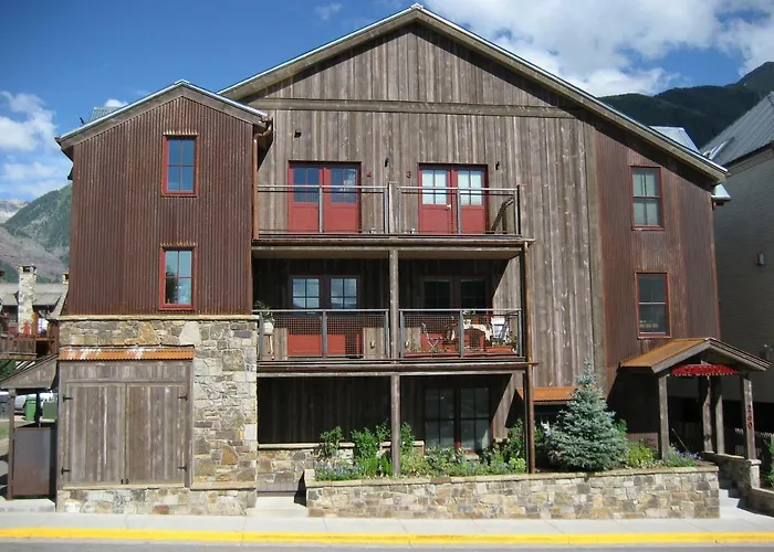 Penthouse By The Gondola