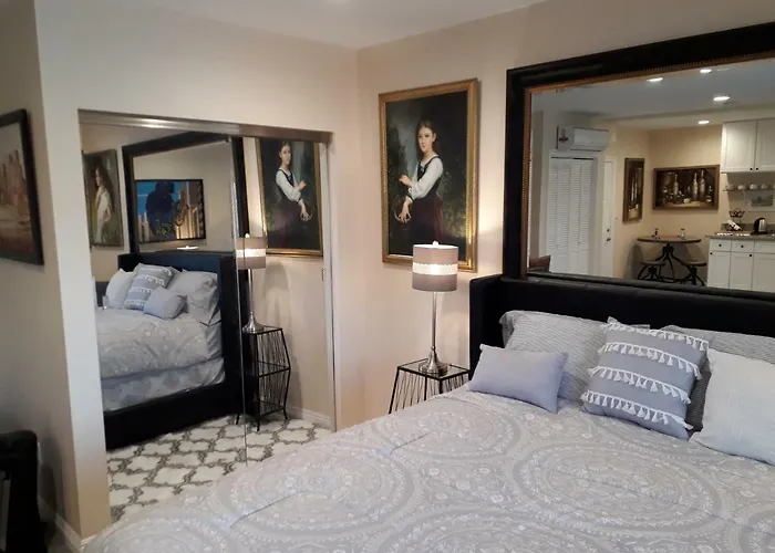 Comfortable Luxury Studio