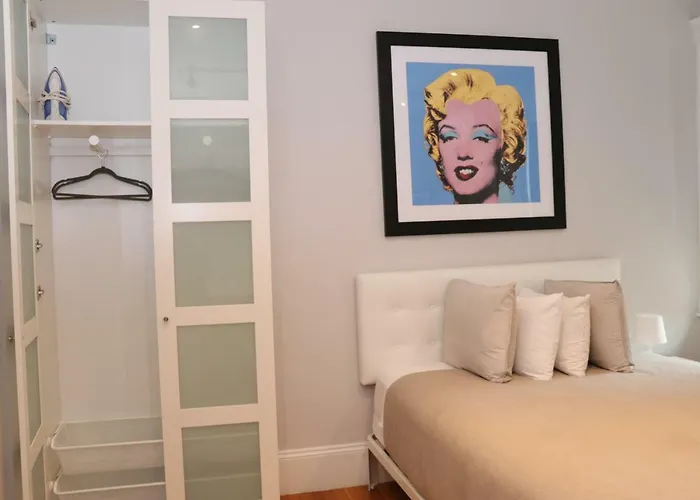 A Stylish Stay W/ A Queen Bed, Heated Floors.. #11