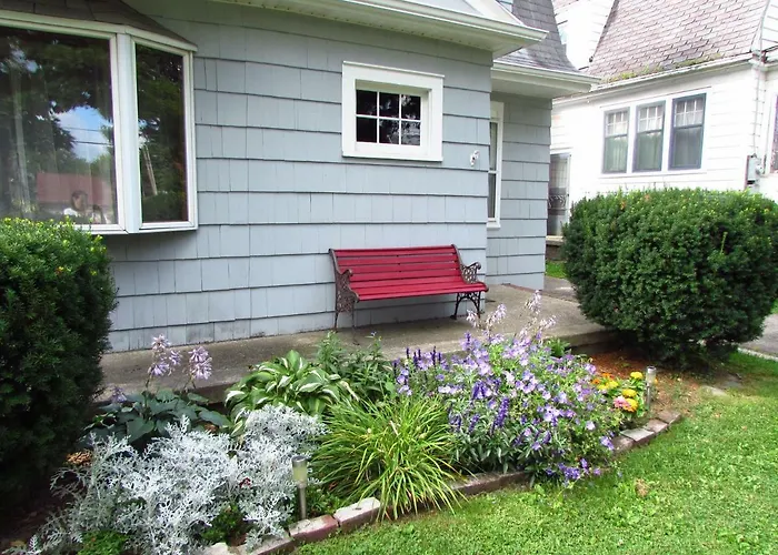 Whirlpool Cottage