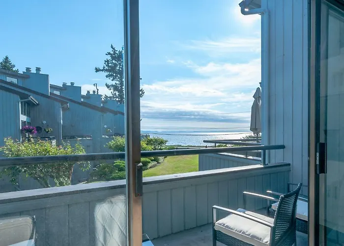 Oceanview Escape At Birch Bay With Indoor Pool & Hot Tub