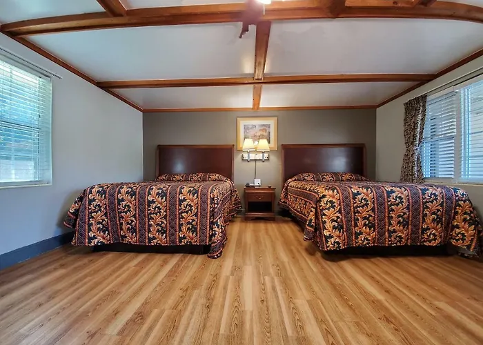 High Springs Country Inn