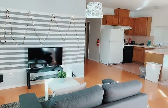Pasadena Single House 3B1B 三房一厅一厨一浴
