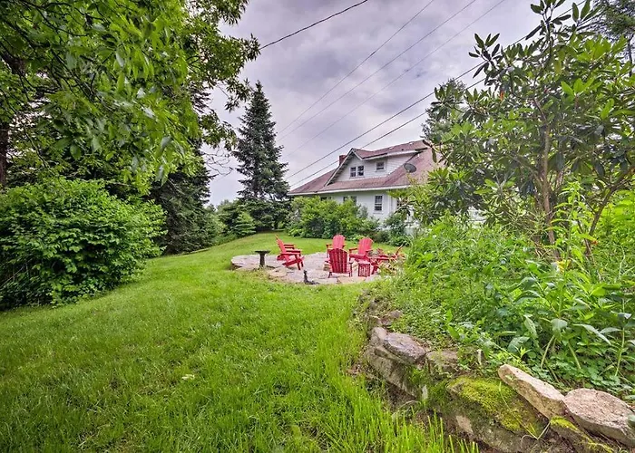 Historic Cabin With Fire Pit, Walk To Village