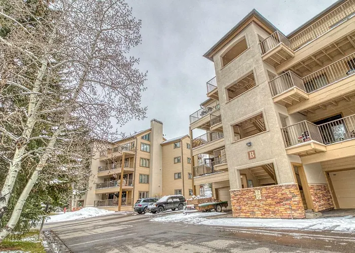 2 Bed 2 Bath Apartment In Avon