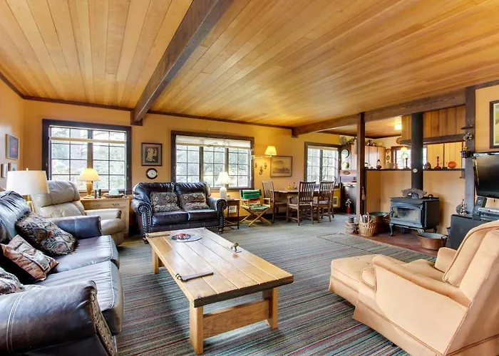 Historic Haystack Cabin