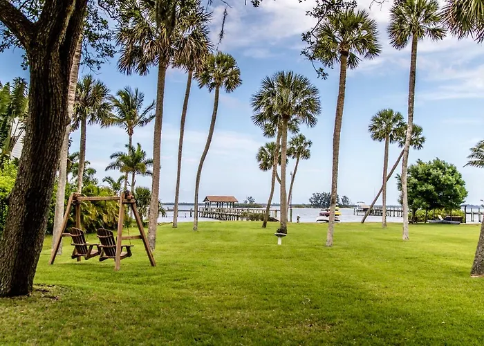 Island View Cottages Sebastian