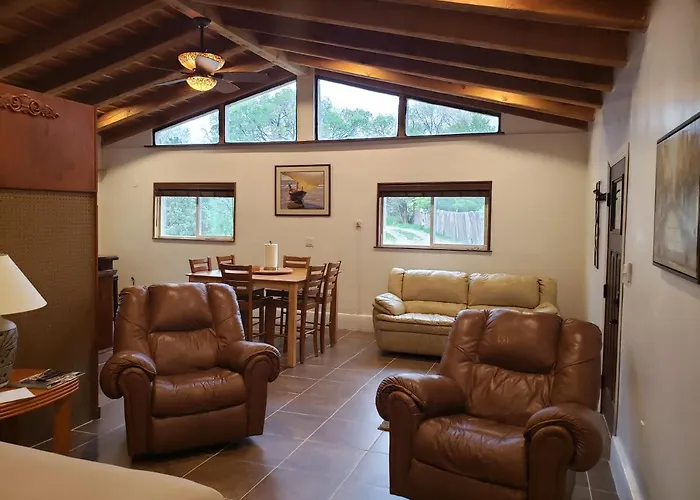 Libby'S Taos Casita - "The Hideaway"