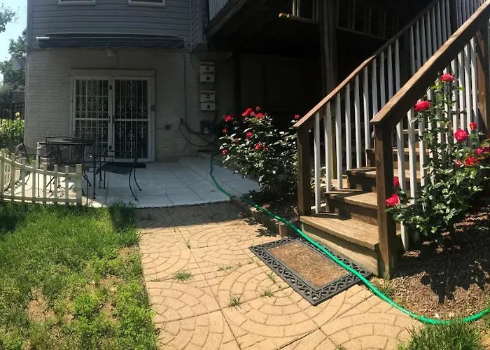 Two Bedroom Apartment In Single Family Home