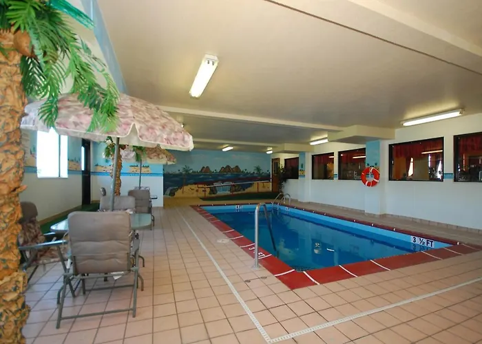 Super 8 By Wyndham Troy Il/St. Louis Area