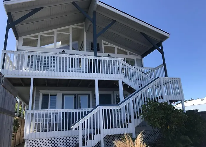 Bandon Marina Inn
