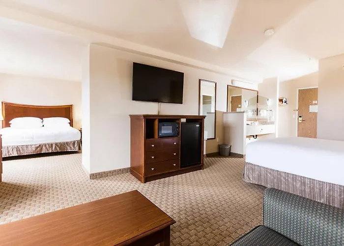 Red Lion Inn & Suites Mcminnville