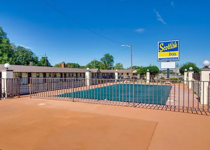 Scottish Inns Collinsville - Martinsville