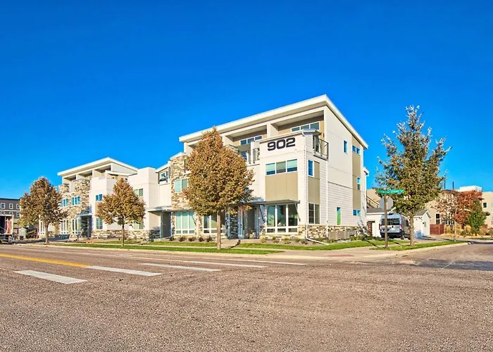 Beautiful 3 Bedroom Townhouse In Old Town North, Brewery District
