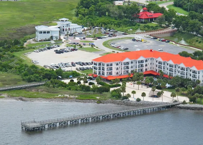 Harborside At Charleston Harbor Resort And Marina