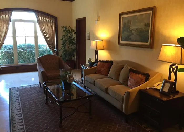 Bay Landing Hotel