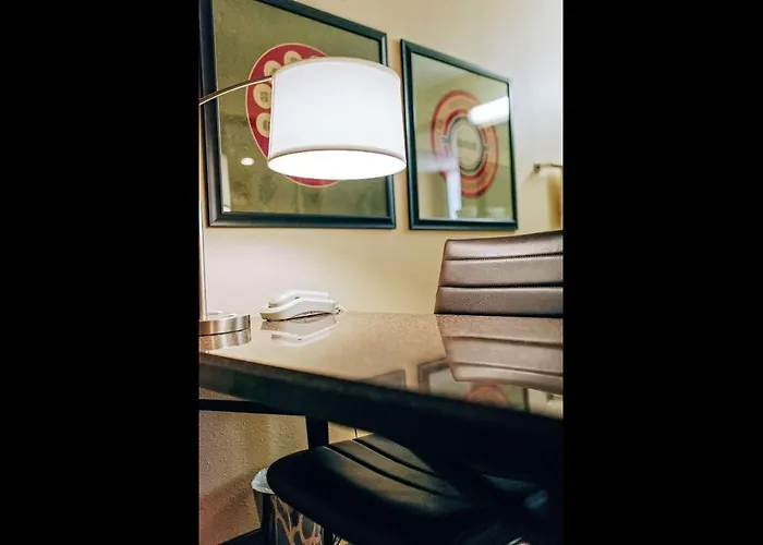 Bigelow Hotel And Residences, Ascend Hotel Collection