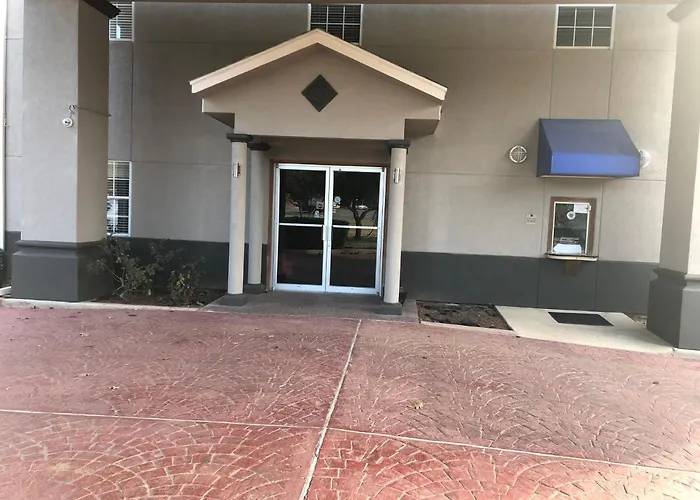 Diboll Inn And Suites