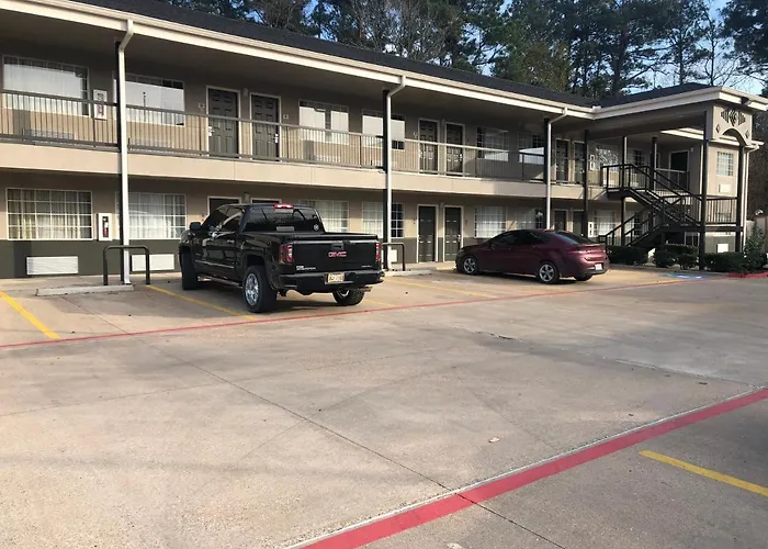 Diboll Inn And Suites