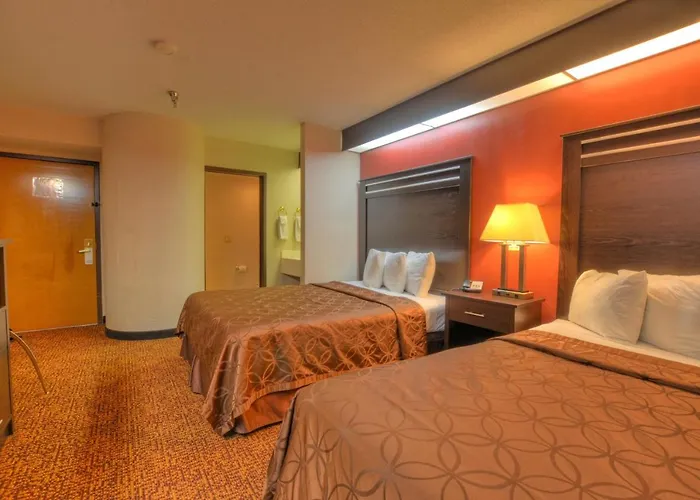 Smoky Mountain Inn & Suites