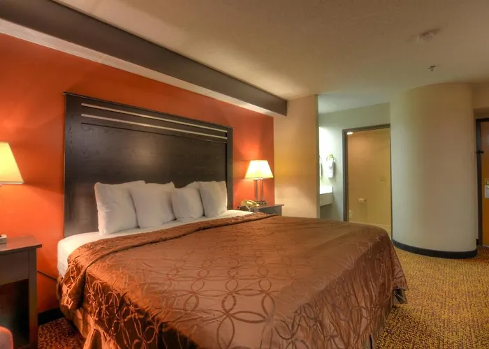 Smoky Mountain Inn & Suites