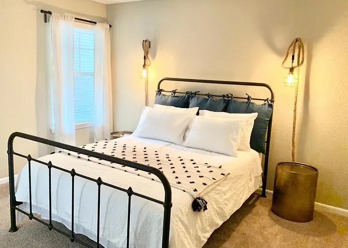 Spacious 2Br&2Ba Med Center Apt, Free Parking&Shuttle