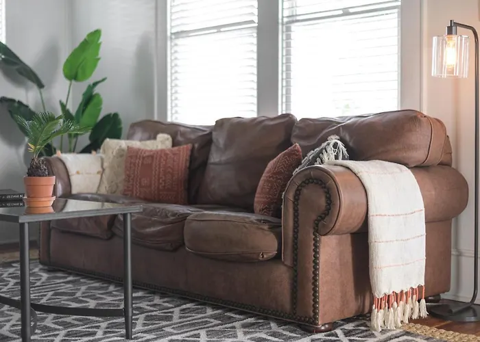 Restored 1930S Uptown Bungalow 2 Min. To Magnolia