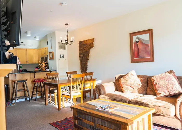 Long Trail House Condominiums At Stratton Mountain Resort