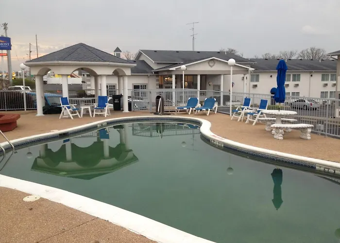 Baymont By Wyndham Osage Beach
