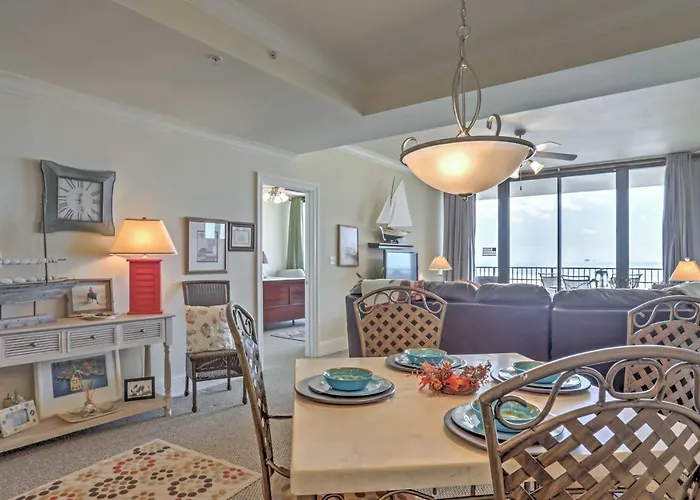 Beachfront Bliss On Dauphin Island W/ Pool Access!