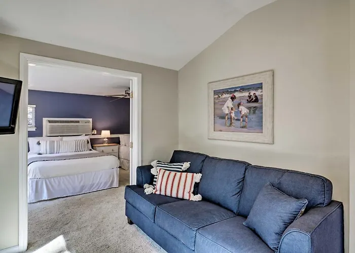 Family Fun! Lakeside Gem + Dock In Sunrise Beach