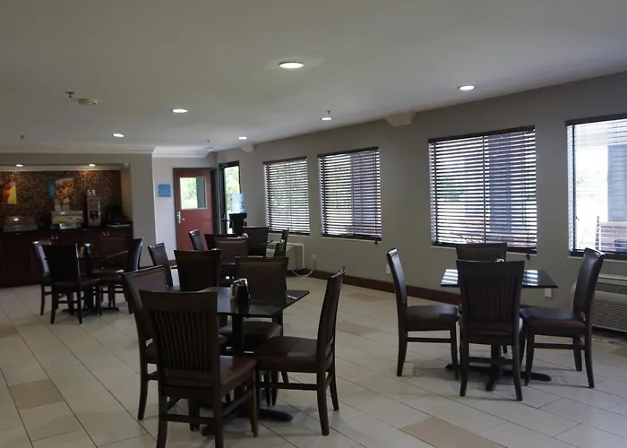 Best Western Isabelle Court