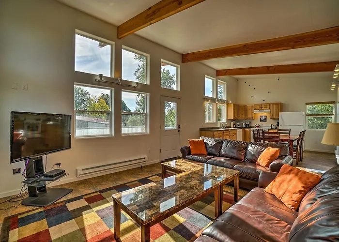 Secluded Getaway W/ Deck, Steps To Fritz Creek!