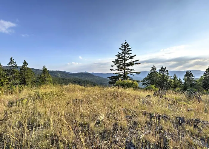 Ashland Cabin On 170 Acres W/ Mtn Views & Sauna!