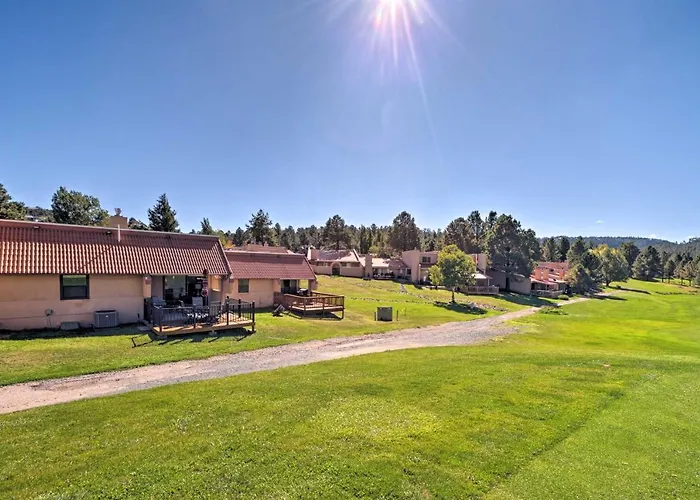 Bright Ruidoso Condo W/ Deck & Golf Course Views!