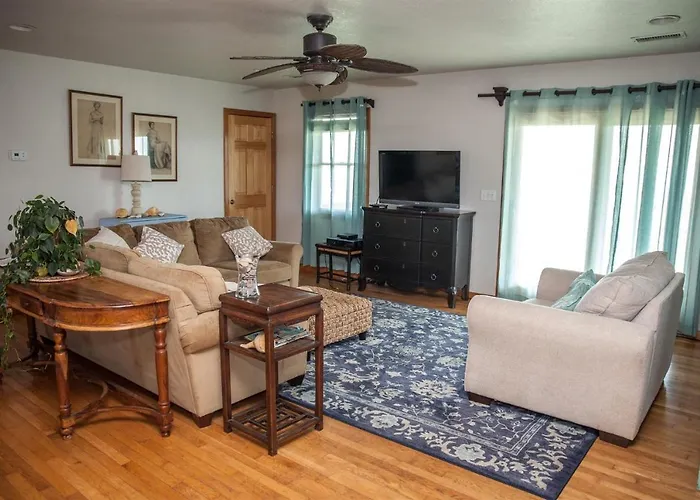 56188 Austin Road Home