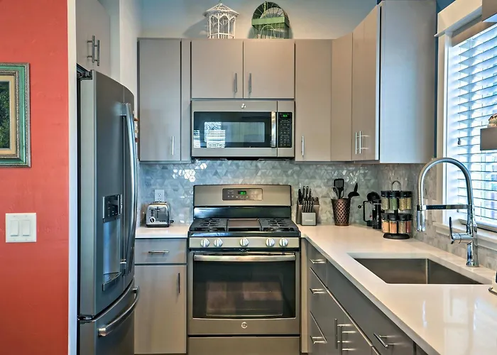 Missoula Getaway W/ Balcony, 2 Mi To Downtown!