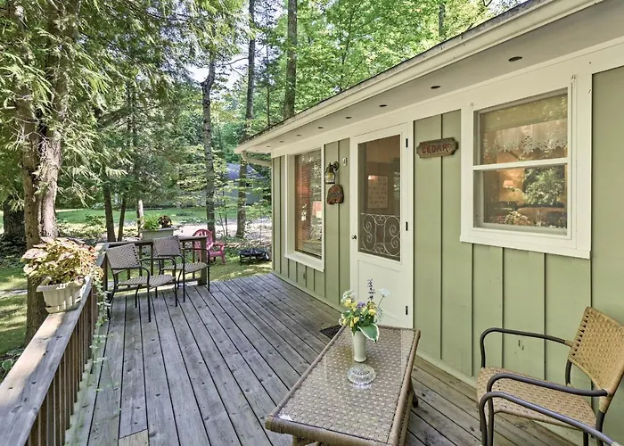 Cozy Cottage Duplex: Walk To Peninsula State Park!