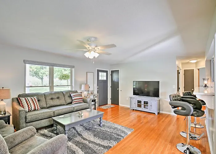 'Sunset Haven' Excelsior Springs Home On 3 Acres!