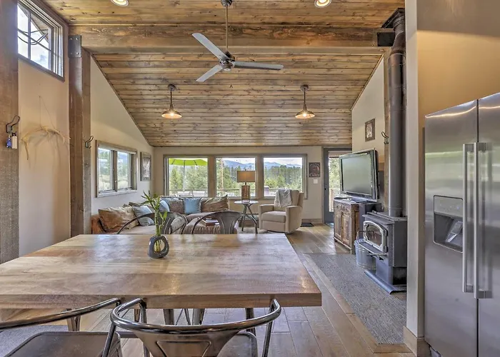Updated Cabin W/ Hot Tub ~ 11 Mi To Winter Park!