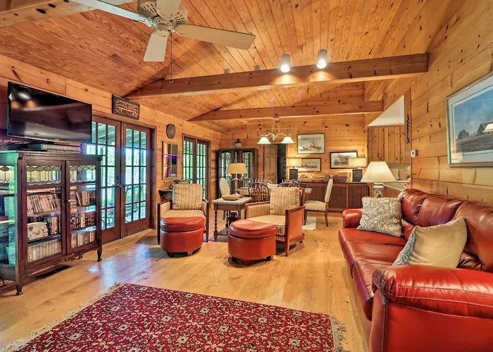 Lakefront Milledgeville Cabin: Private Dock, Porch