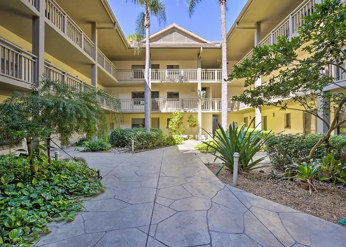 Bonita Springs Condo 4 Mi To Beach: Private Patio!