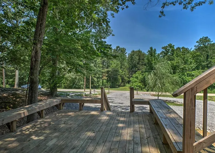 The Treehouse At Kudzu Cove Cabins Resort
