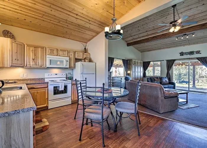 5-Acre Moab Studio W/ Bbq & Stunning Mtn Views