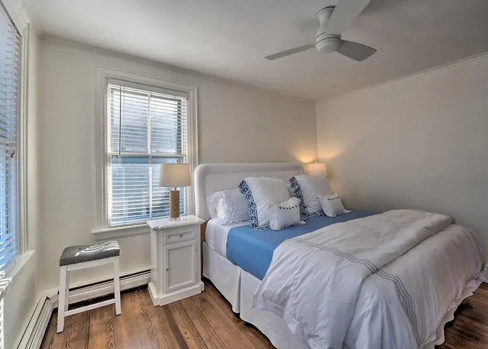 Walk To Attractions: Couple'S Retreat In Nantucket