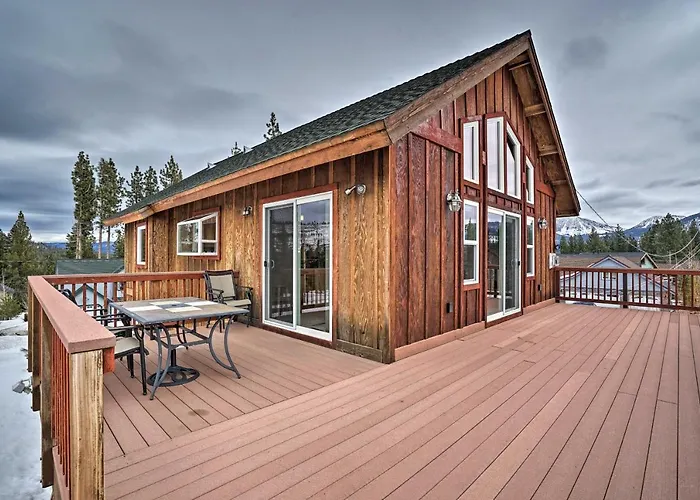 9 Mi To Heavenly Mountain: South Lake Tahoe Home!