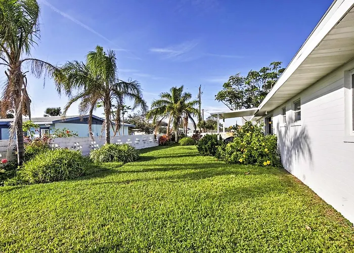 Pet-Friendly Daytona Beach Home, Walk To The Ocean