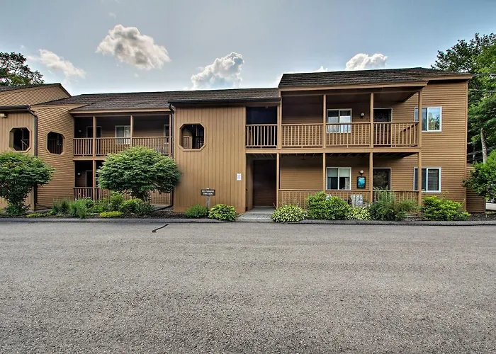 Lincoln Condo W/ Balcony - 6 Mi To Loon Mtn!