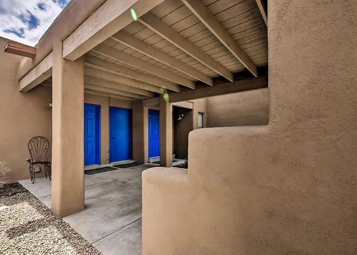 1 Mi To Santa Fe Plaza: Quiet Home W/ Patio